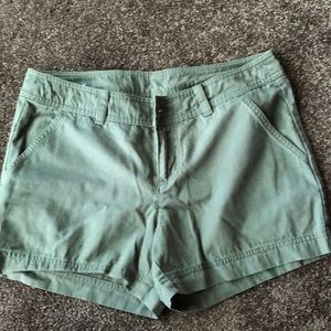 Columbia Olive Hiking Shorts